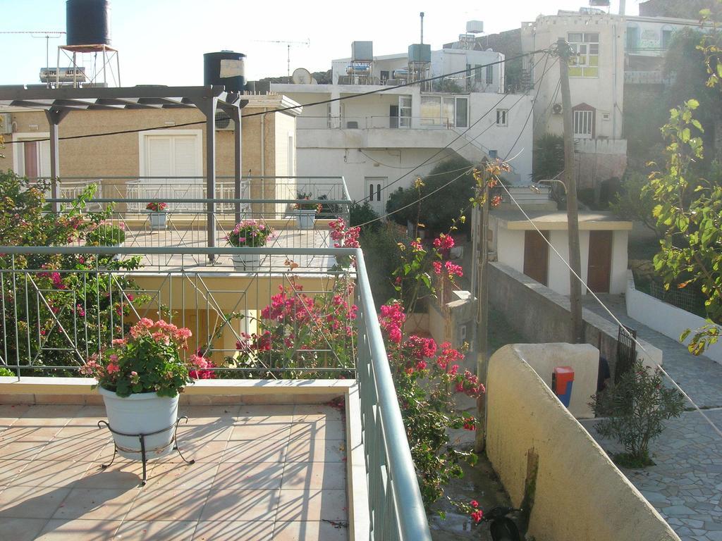 Giorgos Apartments Palaiochora Zewnętrze zdjęcie